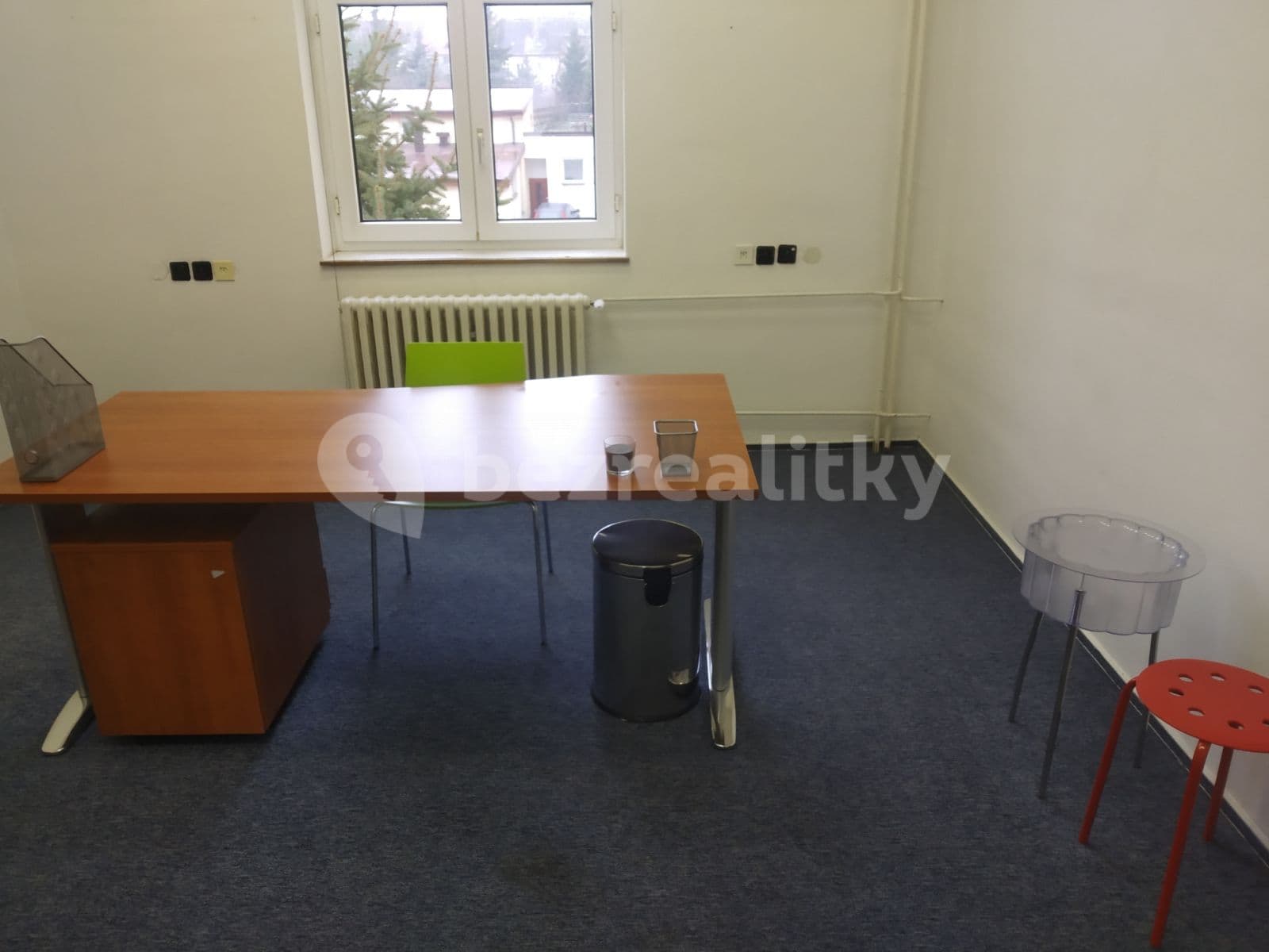 office to rent, 26 m², Školní, Chomutov, Ústecký Region office to rent, 26 m², Školní, Chomutov, Ústecký Region
