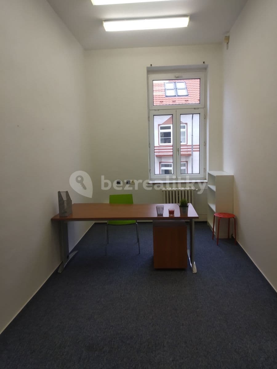office to rent, 26 m², Školní, Chomutov, Ústecký Region office to rent, 26 m², Školní, Chomutov, Ústecký Region