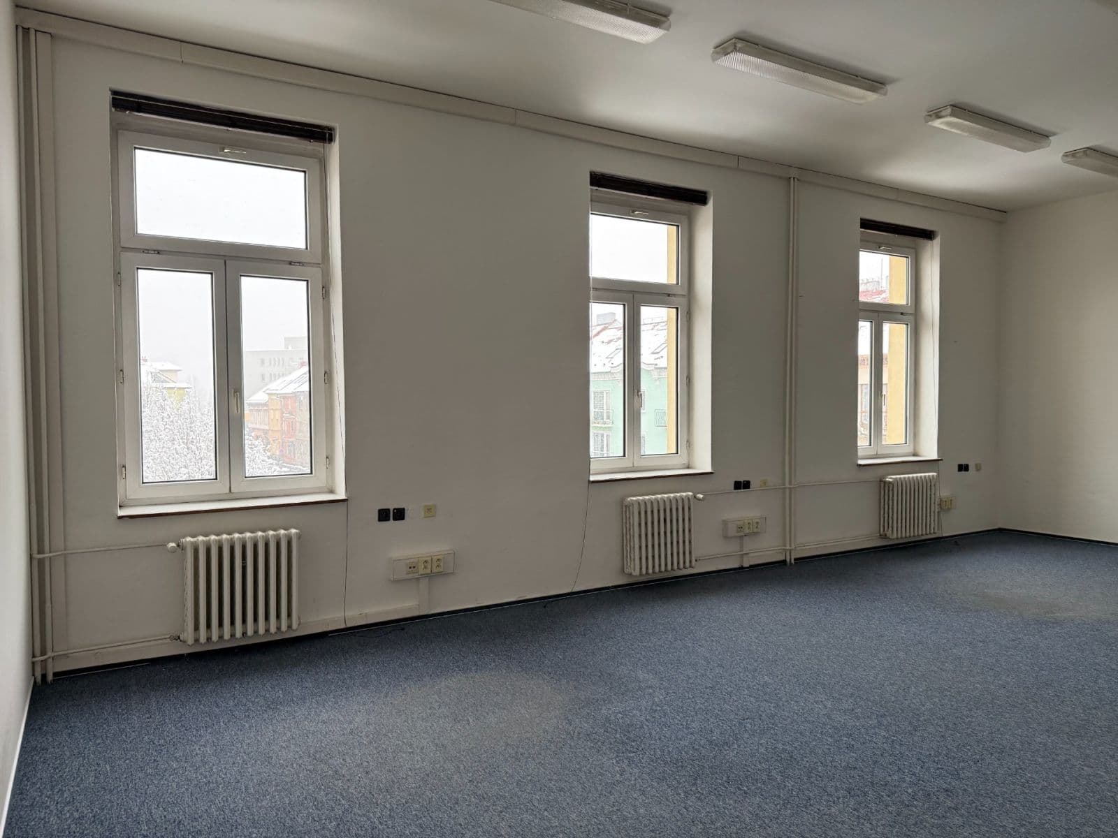 office to rent, 26 m², Školní, Chomutov, Ústecký Region office to rent, 26 m², Školní, Chomutov, Ústecký Region