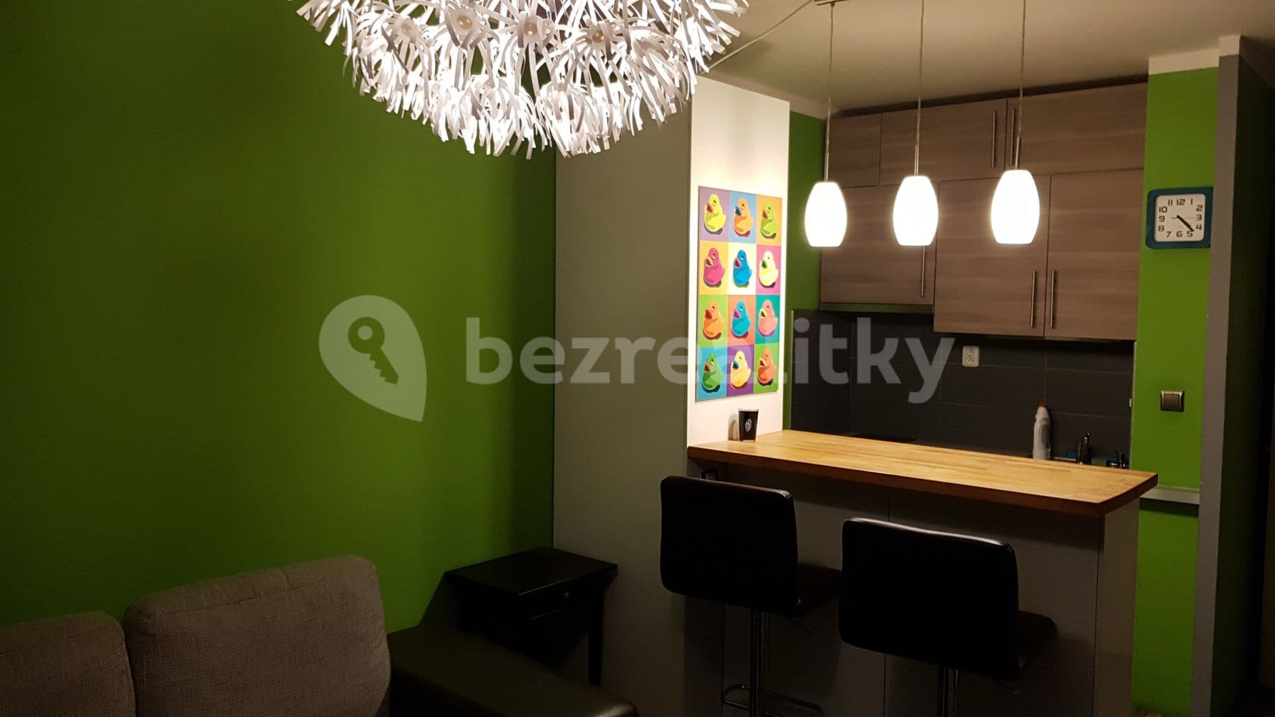 Studio flat to rent, 30 m², Petržílova, Prague, Prague Studio flat to rent, 30 m², Petržílova, Prague, Prague