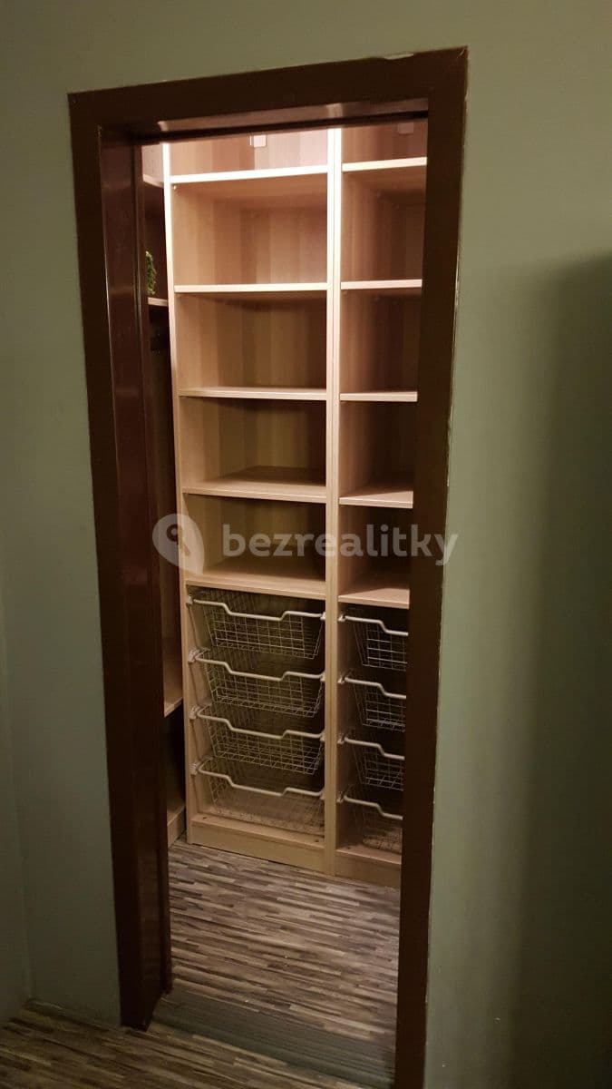 Studio flat to rent, 30 m², Petržílova, Prague, Prague Studio flat to rent, 30 m², Petržílova, Prague, Prague