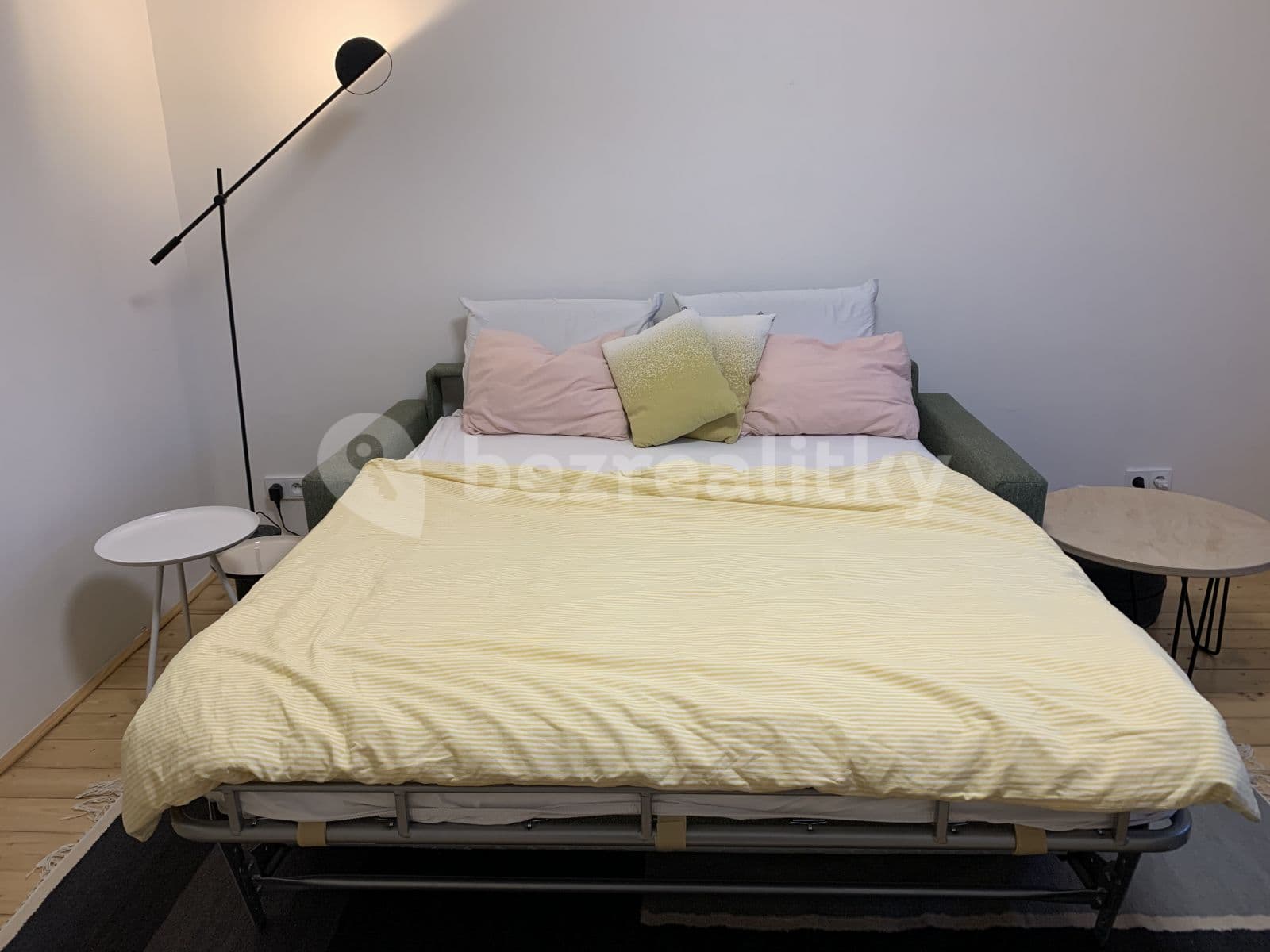 1 bedroom flat to rent, 46 m², Na Nivách, Prague, Prague 1 bedroom flat to rent, 46 m², Na Nivách, Prague, Prague