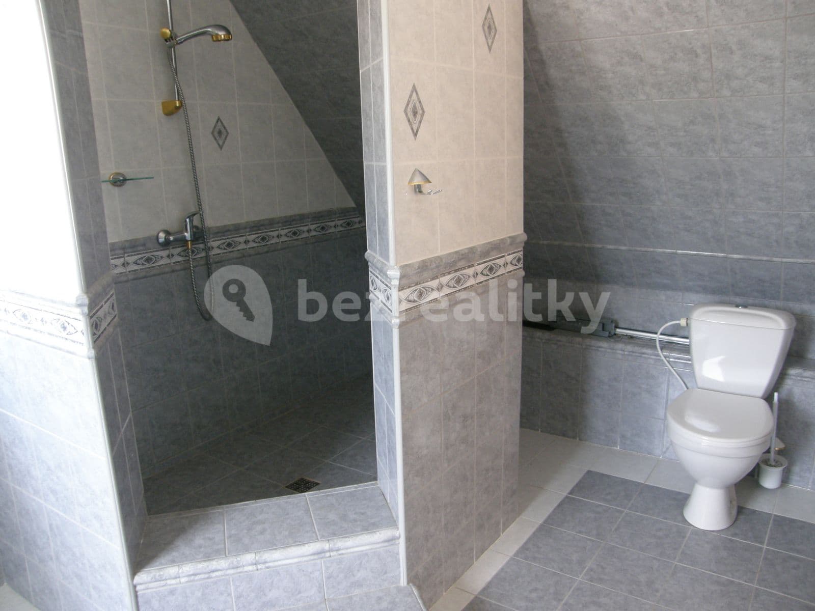 house to rent, 243 m², Růžová, Děčín, Ústecký Region house to rent, 243 m², Růžová, Děčín, Ústecký Region