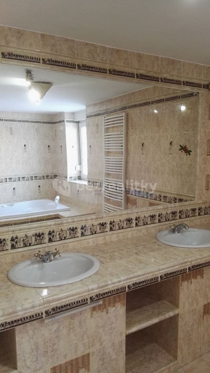 house to rent, 243 m², Růžová, Děčín, Ústecký Region house to rent, 243 m², Růžová, Děčín, Ústecký Region