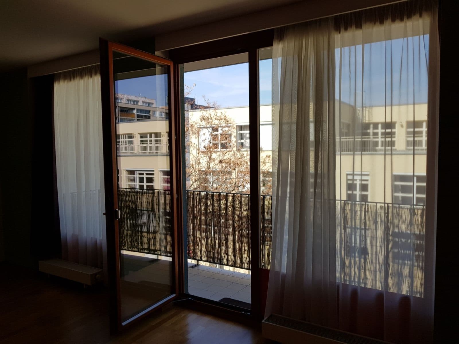 Studio flat to rent, 47 m², Jeseniova, Prague, Prague Studio flat to rent, 47 m², Jeseniova, Prague, Prague