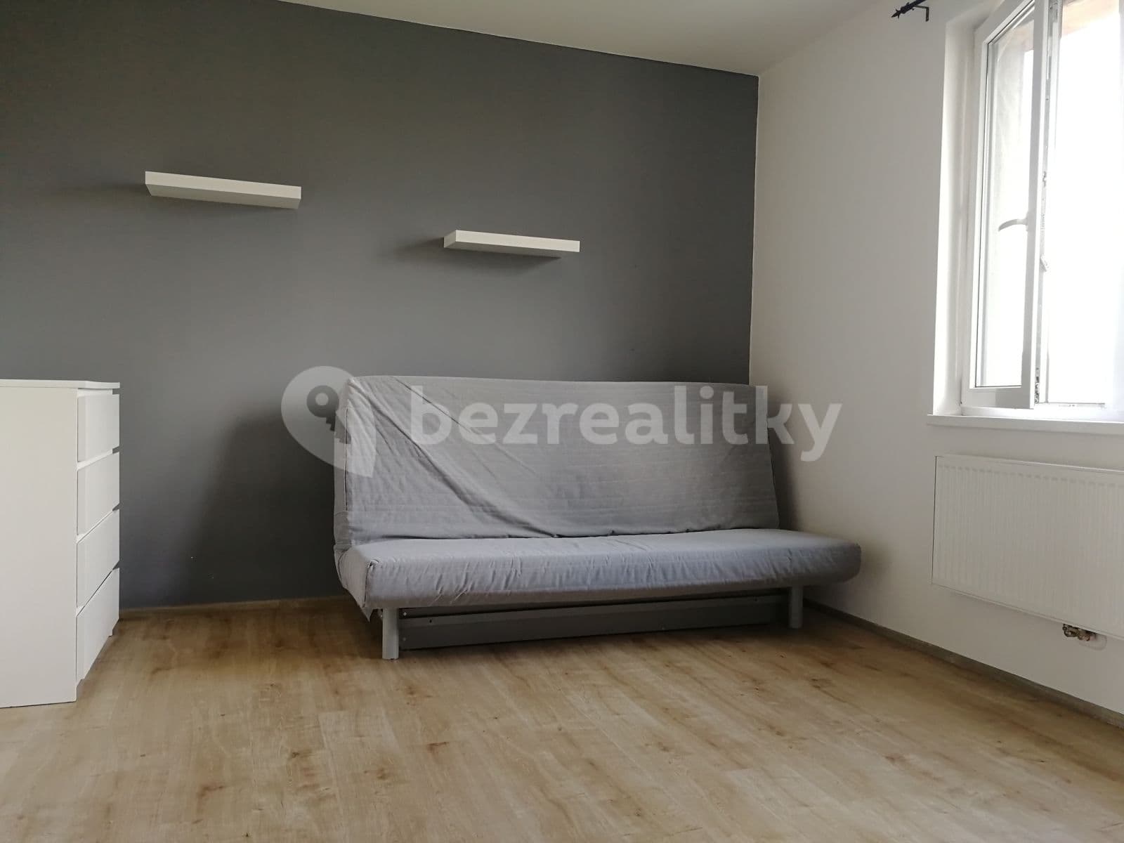Studio flat to rent, 24 m², Freyova, Prague, Prague Studio flat to rent, 24 m², Freyova, Prague, Prague
