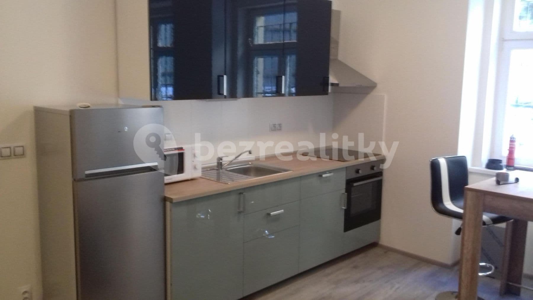 1 bedroom with open-plan kitchen flat to rent, 45 m², Krymská, Prague, Prague 1 bedroom with open-plan kitchen flat to rent, 45 m², Krymská, Prague, Prague