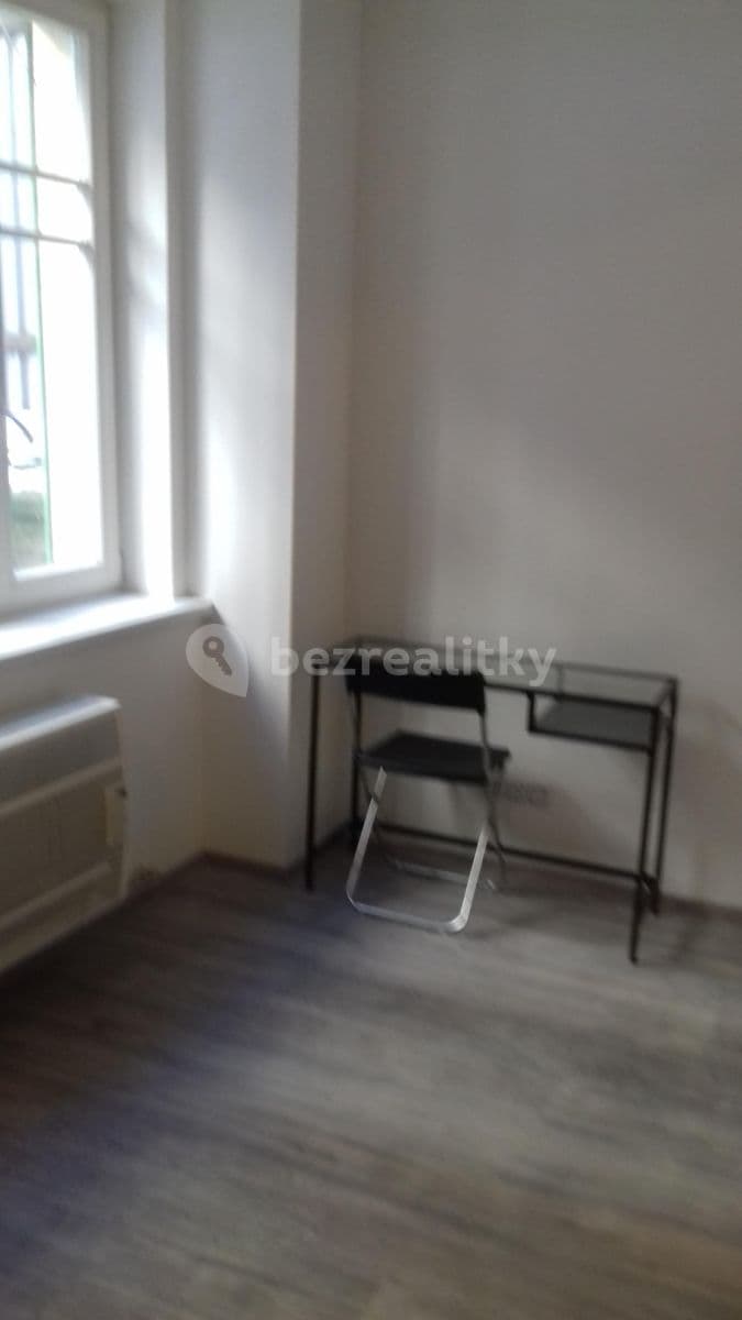 1 bedroom with open-plan kitchen flat to rent, 45 m², Krymská, Prague, Prague 1 bedroom with open-plan kitchen flat to rent, 45 m², Krymská, Prague, Prague