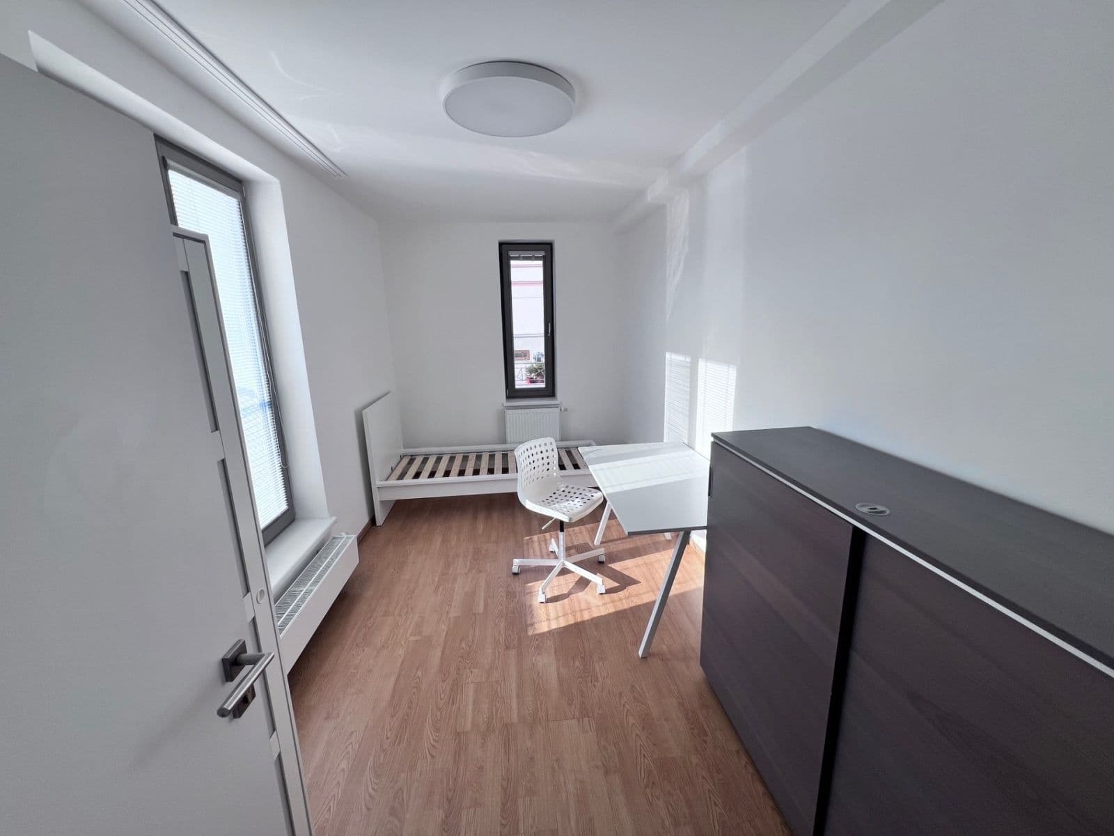 4 bedroom with open-plan kitchen flat to rent, 14 m², Viniční, Brno, Jihomoravský Region 4 bedroom with open-plan kitchen flat to rent, 14 m², Viniční, Brno, Jihomoravský Region