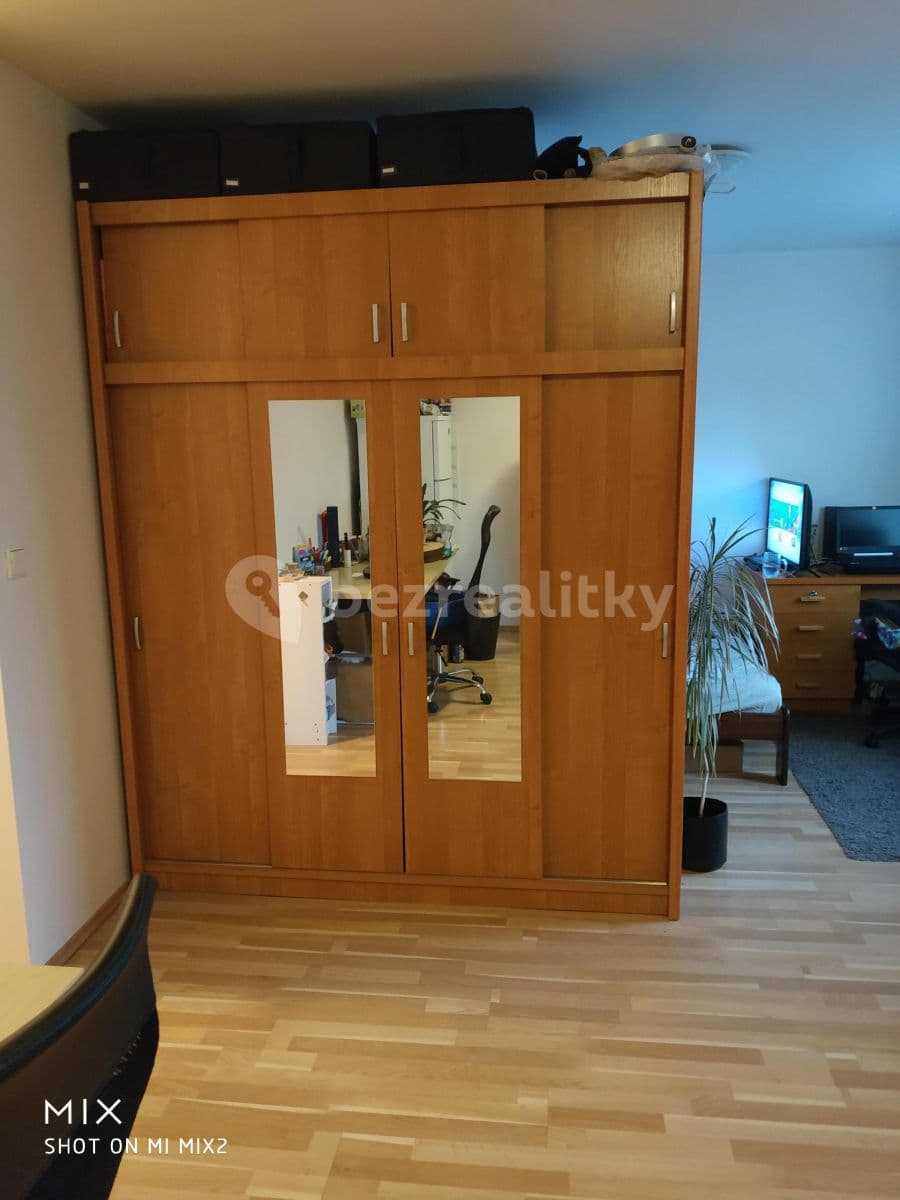 Studio flat to rent, 35 m², Jungmannova, Brno, Jihomoravský Region Studio flat to rent, 35 m², Jungmannova, Brno, Jihomoravský Region
