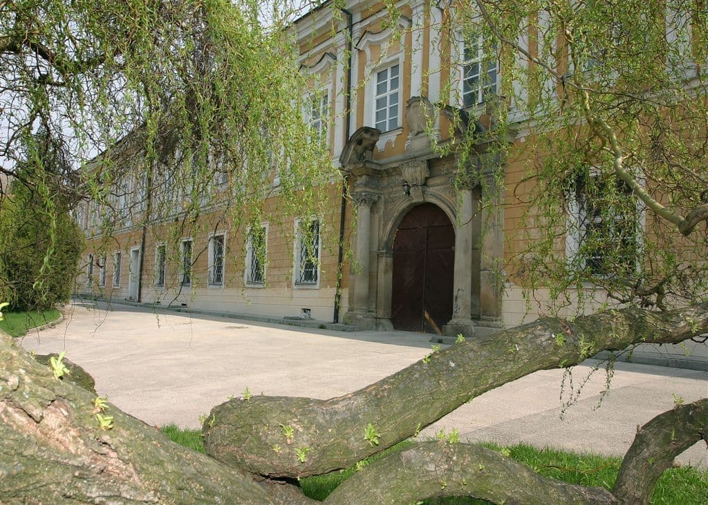 non-residential property for sale, 9,800 m², Přestavlky, Přestavlky, Olomoucký Region non-residential property for sale, 9,800 m², Přestavlky, Přestavlky, Olomoucký Region