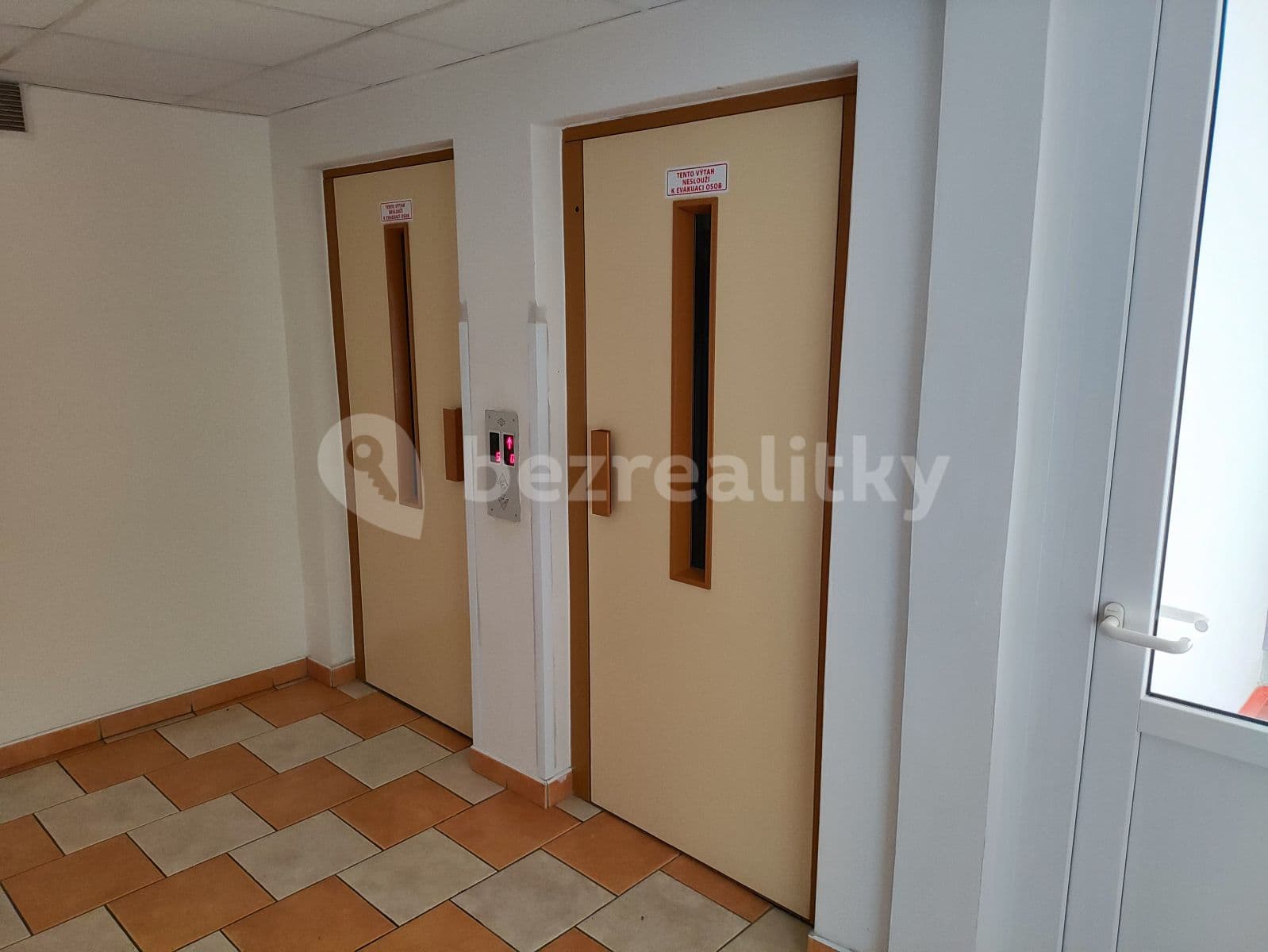1 bedroom with open-plan kitchen flat to rent, 45 m², Ohradní, Prague, Prague 1 bedroom with open-plan kitchen flat to rent, 45 m², Ohradní, Prague, Prague