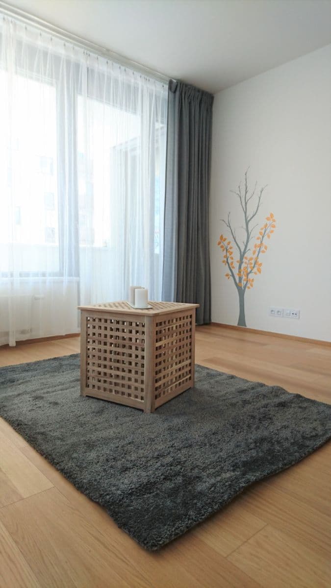 2 bedroom flat to rent, 20 m², Walterovo náměstí, Prague, Prague 2 bedroom flat to rent, 20 m², Walterovo náměstí, Prague, Prague