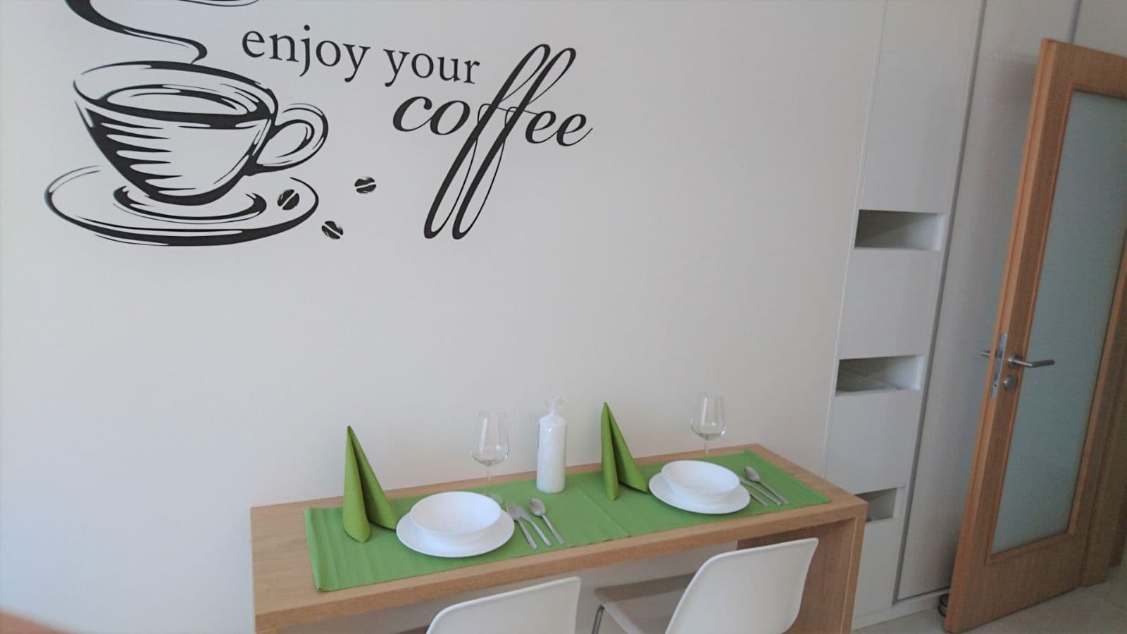 2 bedroom flat to rent, 20 m², Walterovo náměstí, Prague, Prague 2 bedroom flat to rent, 20 m², Walterovo náměstí, Prague, Prague