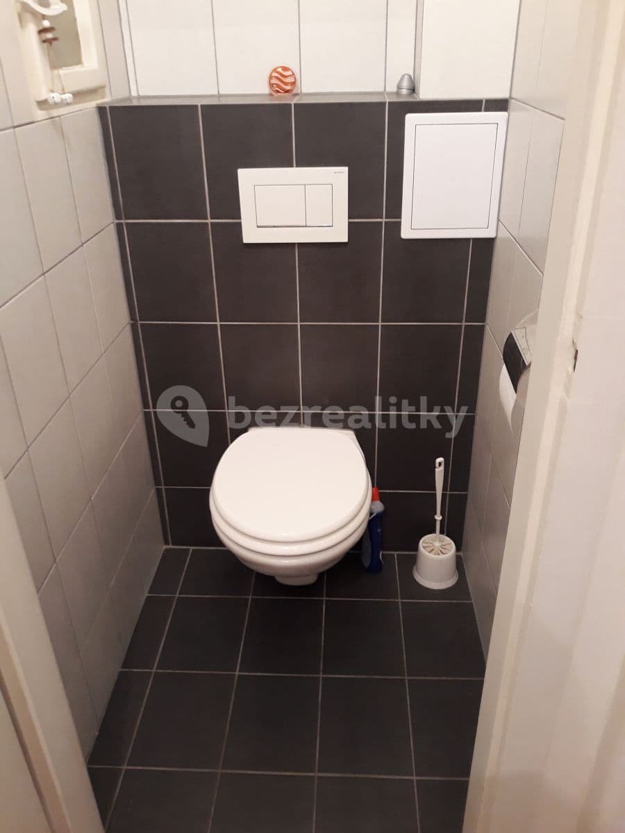 1 bedroom with open-plan kitchen flat to rent, 39 m², Nad Kajetánkou, Prague, Prague 1 bedroom with open-plan kitchen flat to rent, 39 m², Nad Kajetánkou, Prague, Prague
