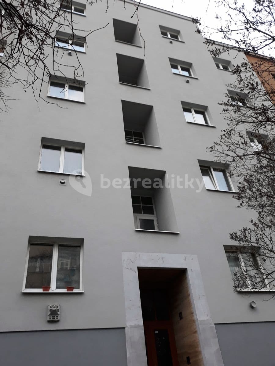 1 bedroom with open-plan kitchen flat to rent, 39 m², Nad Kajetánkou, Prague, Prague 1 bedroom with open-plan kitchen flat to rent, 39 m², Nad Kajetánkou, Prague, Prague