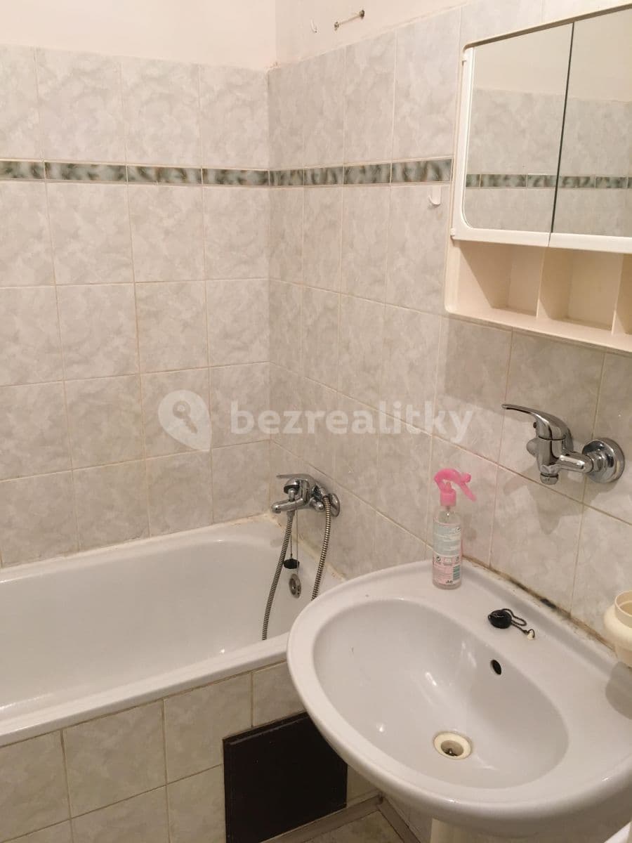 1 bedroom flat to rent, 45 m², Braunerova, Prague, Prague 1 bedroom flat to rent, 45 m², Braunerova, Prague, Prague