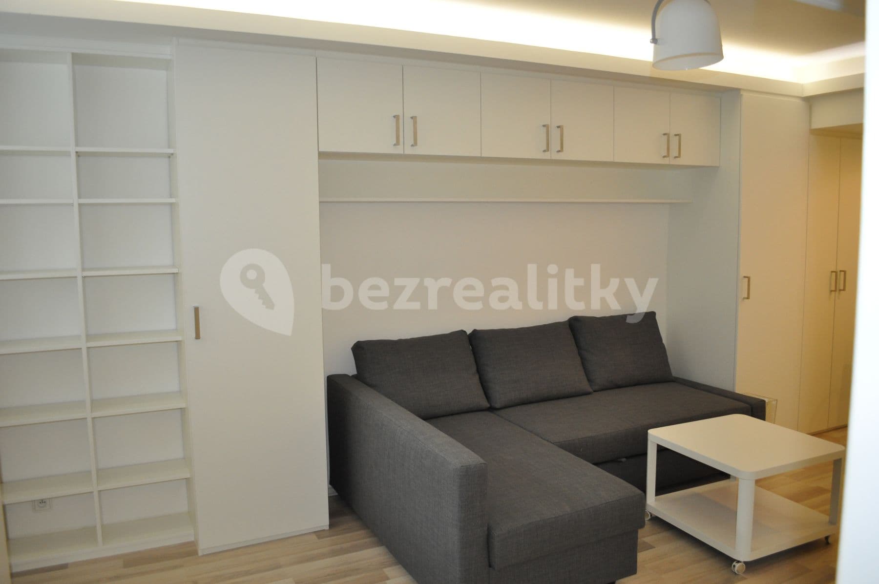 Studio flat to rent, 25 m², Bajkalská, Prague, Prague Studio flat to rent, 25 m², Bajkalská, Prague, Prague