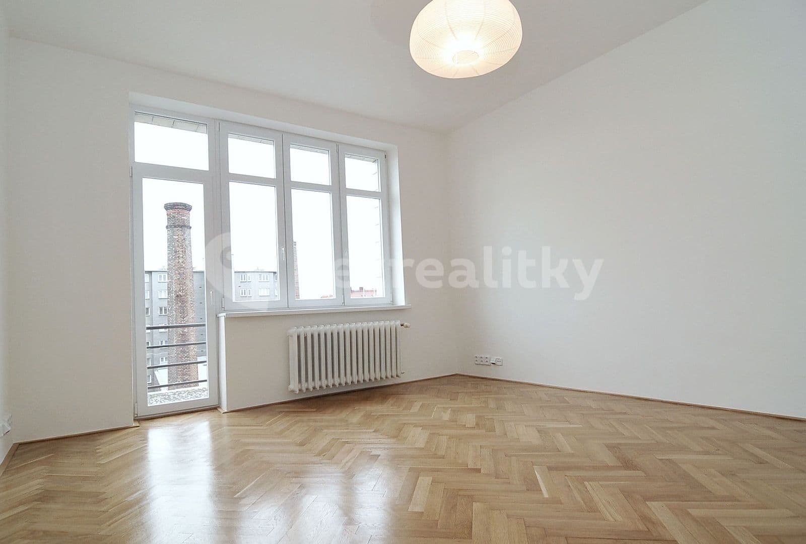 3 bedroom flat to rent, 89 m², Přístavní, Prague, Prague 3 bedroom flat to rent, 89 m², Přístavní, Prague, Prague