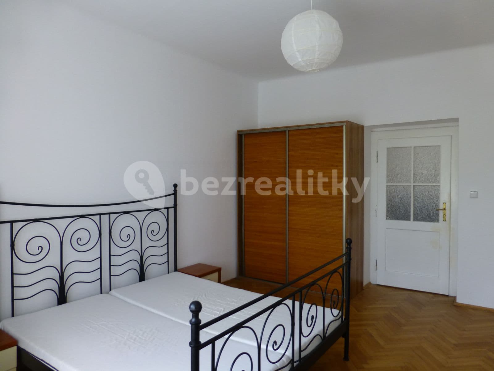 1 bedroom with open-plan kitchen flat to rent, 51 m², Na Jezerce, Prague, Prague 1 bedroom with open-plan kitchen flat to rent, 51 m², Na Jezerce, Prague, Prague