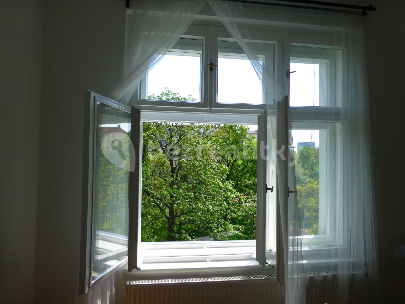 1 bedroom with open-plan kitchen flat to rent, 51 m², Na Jezerce, Prague, Prague 1 bedroom with open-plan kitchen flat to rent, 51 m², Na Jezerce, Prague, Prague