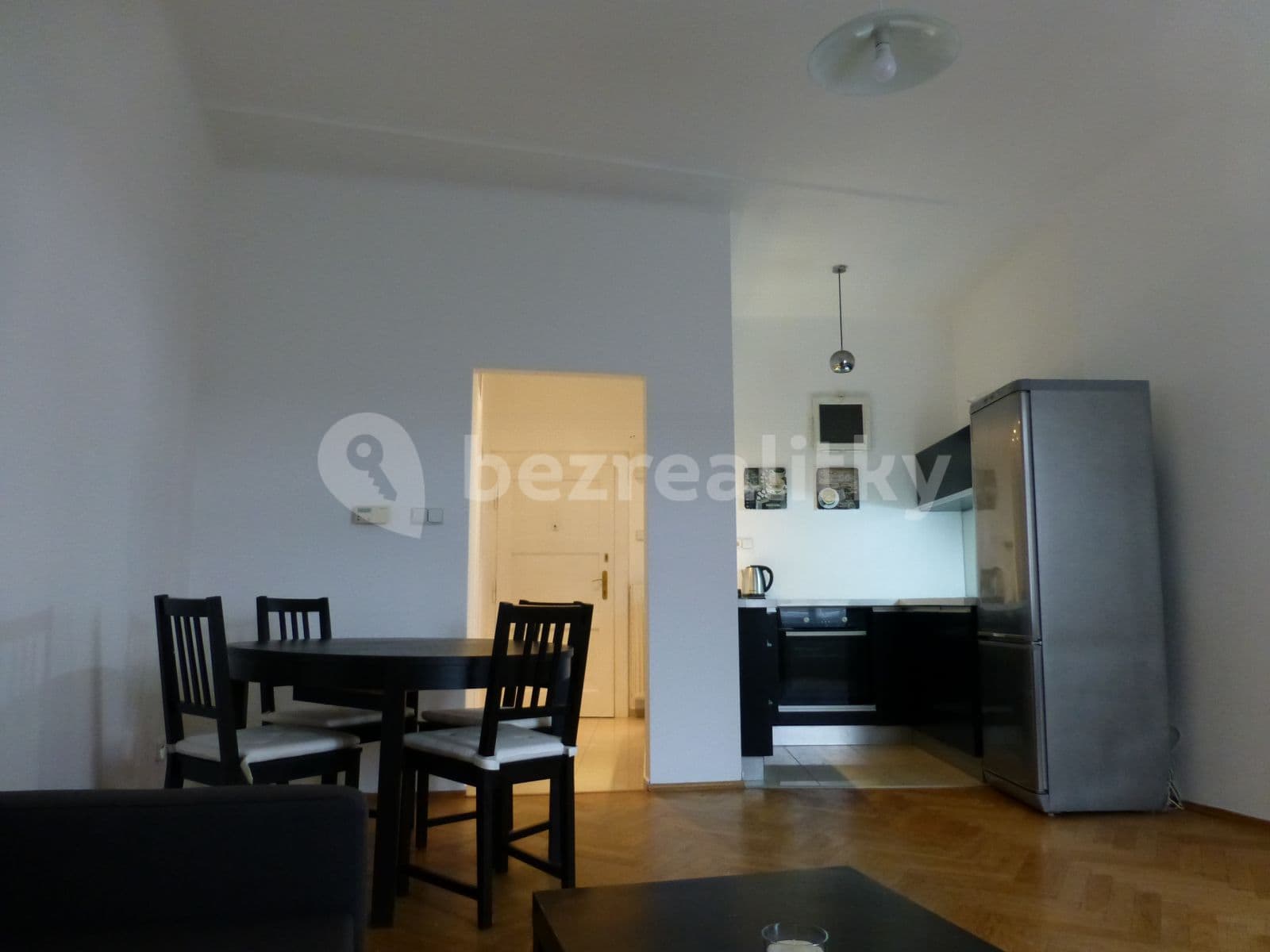 1 bedroom with open-plan kitchen flat to rent, 51 m², Na Jezerce, Prague, Prague 1 bedroom with open-plan kitchen flat to rent, 51 m², Na Jezerce, Prague, Prague