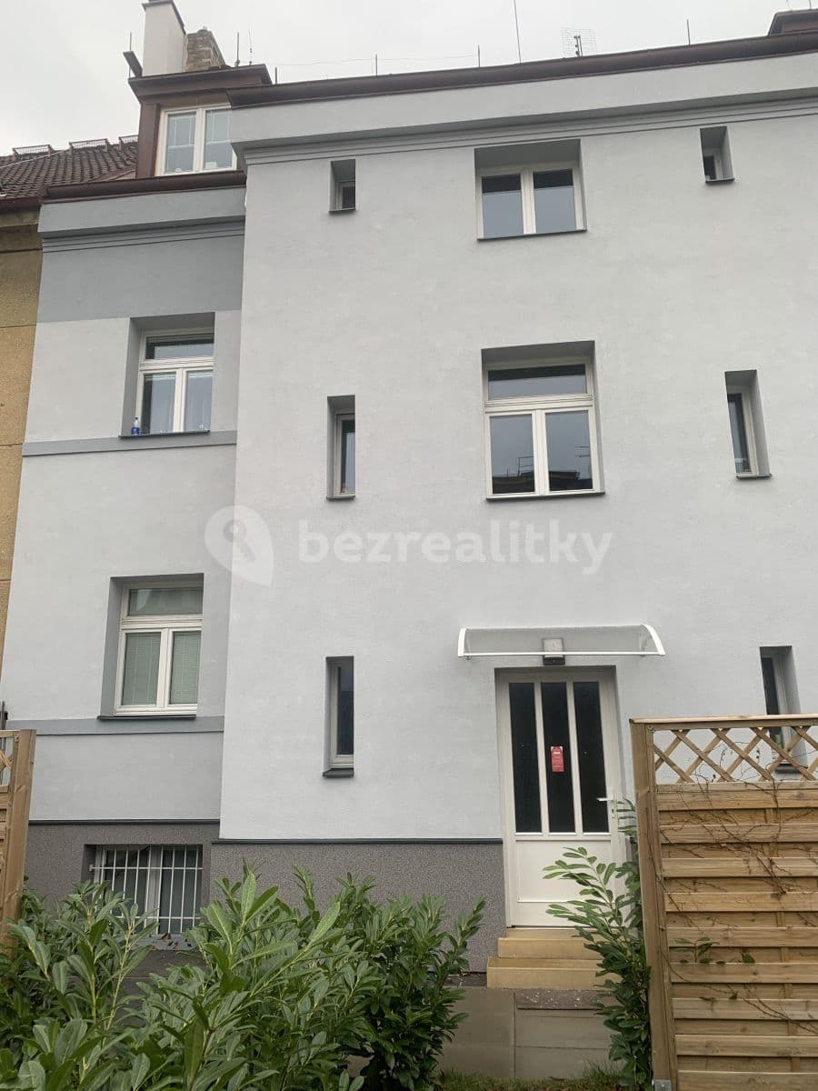 Small studio flat to rent, 20 m², Čistovická, Prague, Prague Small studio flat to rent, 20 m², Čistovická, Prague, Prague