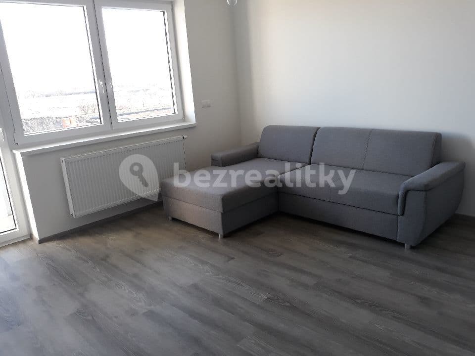 Studio flat to rent, 38 m², Zelnice II, Slavkov u Brna, Jihomoravský Region Studio flat to rent, 38 m², Zelnice II, Slavkov u Brna, Jihomoravský Region