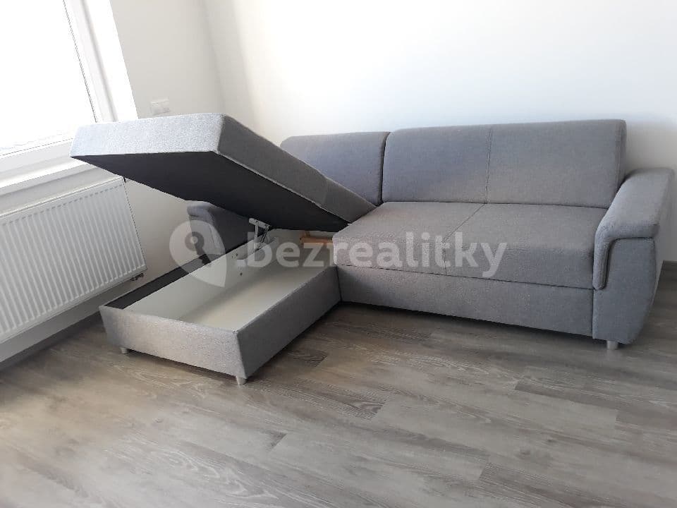 Studio flat to rent, 38 m², Zelnice II, Slavkov u Brna, Jihomoravský Region Studio flat to rent, 38 m², Zelnice II, Slavkov u Brna, Jihomoravský Region