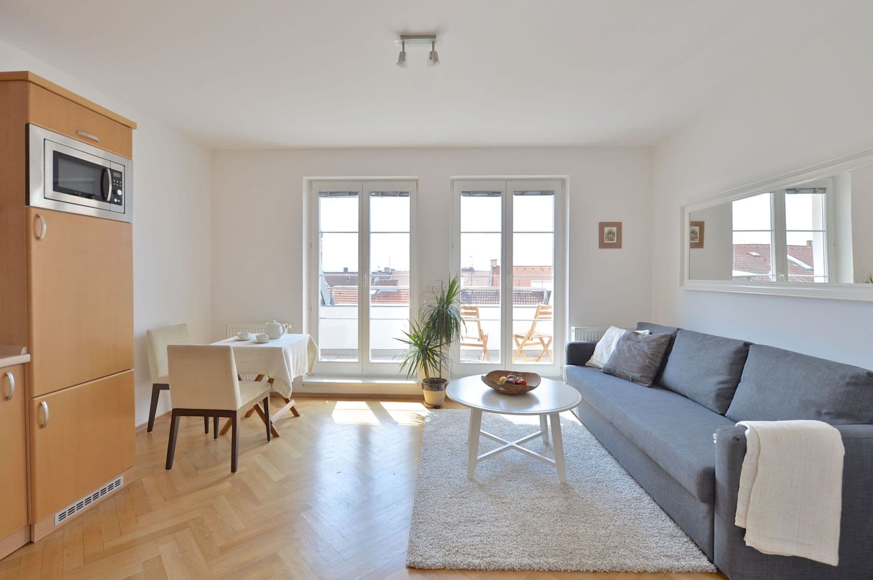 1 bedroom with open-plan kitchen flat to rent, 57 m², Varšavská, Prague, Prague 1 bedroom with open-plan kitchen flat to rent, 57 m², Varšavská, Prague, Prague