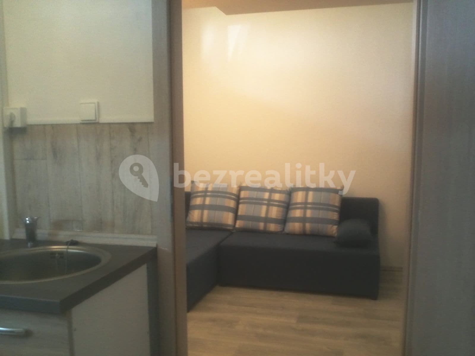 1 bedroom flat to rent, 28 m², Janského, Prague, Prague 1 bedroom flat to rent, 28 m², Janského, Prague, Prague