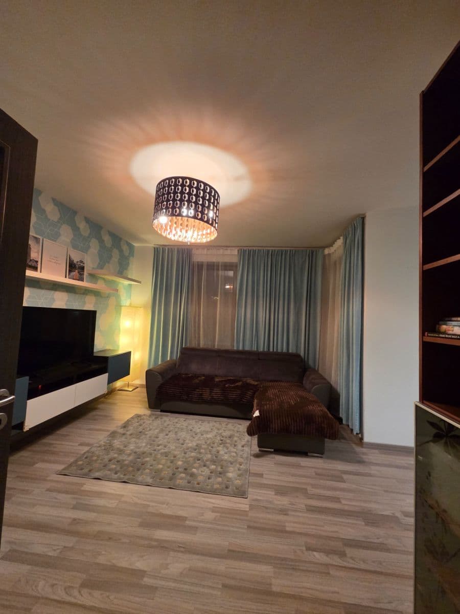 2 bedroom with open-plan kitchen flat to rent, 78 m², Dragounská, Prague, Prague 2 bedroom with open-plan kitchen flat to rent, 78 m², Dragounská, Prague, Prague