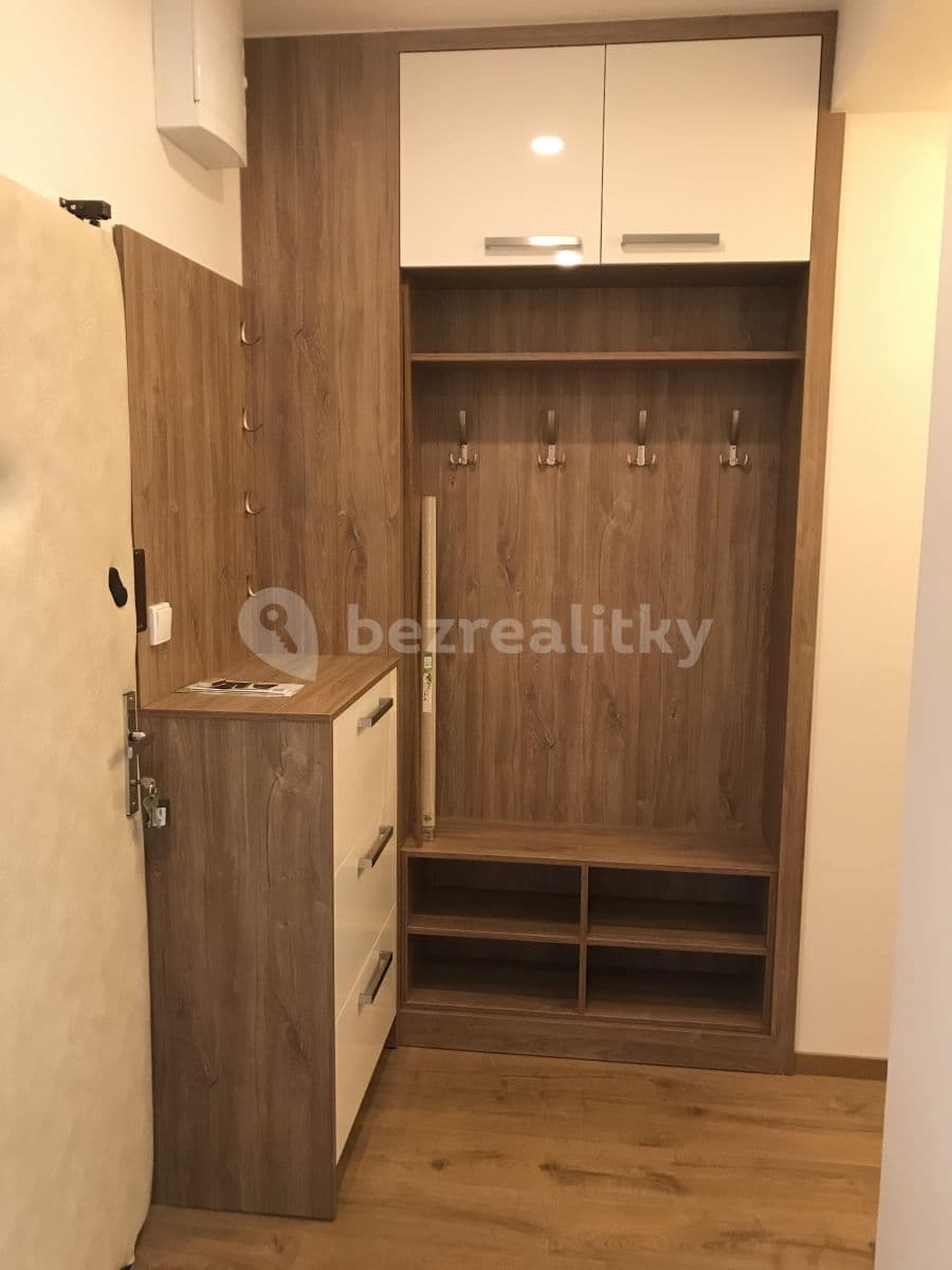 2 bedroom flat to rent, 62 m², Pompova, Brno, Jihomoravský Region 2 bedroom flat to rent, 62 m², Pompova, Brno, Jihomoravský Region