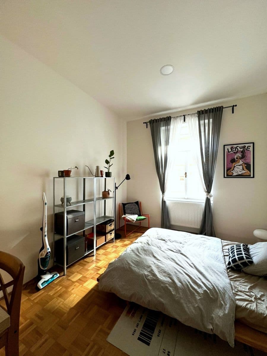 Small studio flat to rent, 29 m², Moskevská, Prague, Prague Small studio flat to rent, 29 m², Moskevská, Prague, Prague