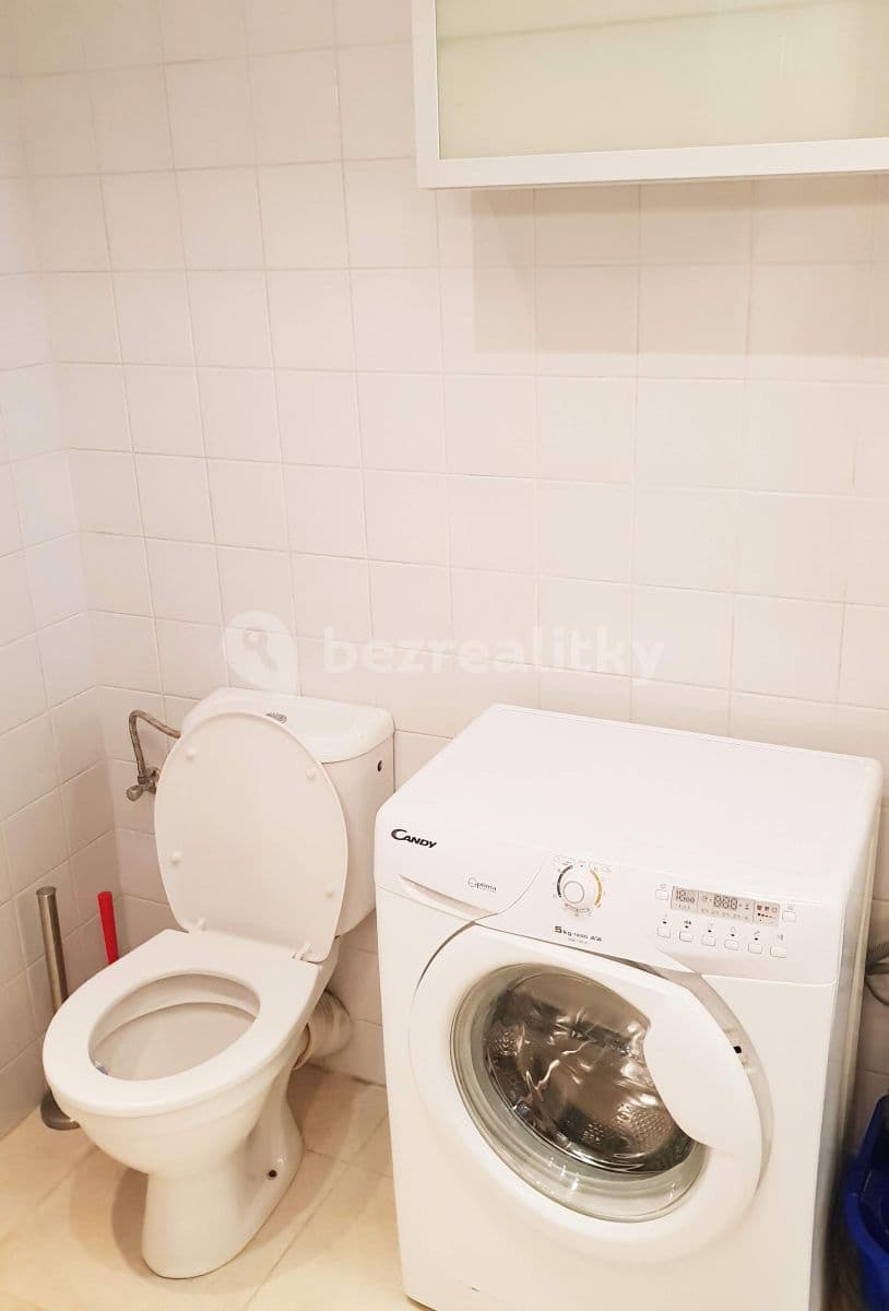 Studio flat to rent, 30 m², Turnovská, Prague, Prague Studio flat to rent, 30 m², Turnovská, Prague, Prague