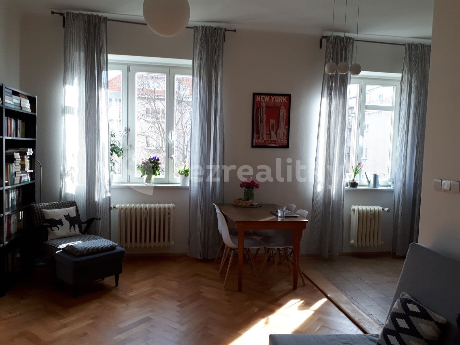 2 bedroom flat to rent, 63 m², Náměstí Jiřího z Lobkovic, Prague, Prague 2 bedroom flat to rent, 63 m², Náměstí Jiřího z Lobkovic, Prague, Prague