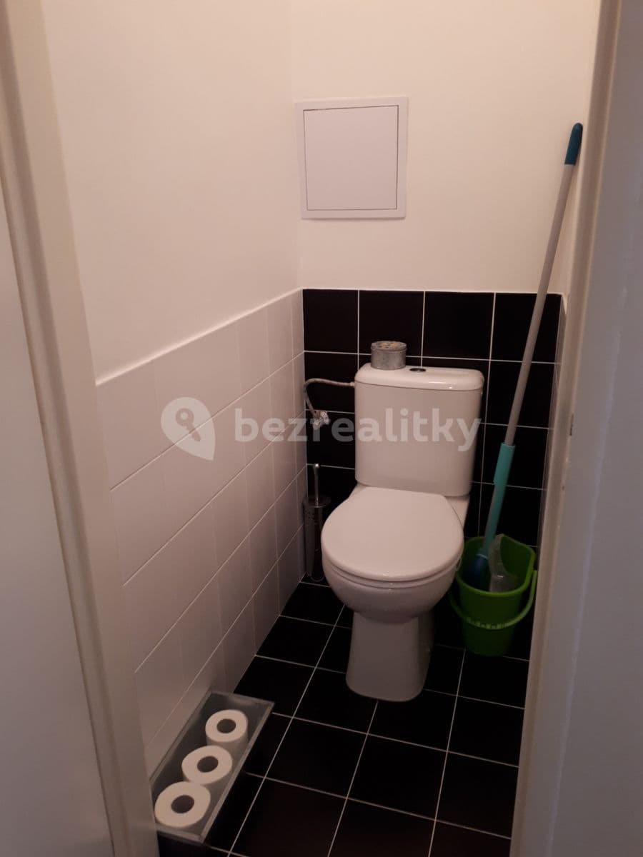 2 bedroom flat to rent, 63 m², Náměstí Jiřího z Lobkovic, Prague, Prague 2 bedroom flat to rent, 63 m², Náměstí Jiřího z Lobkovic, Prague, Prague