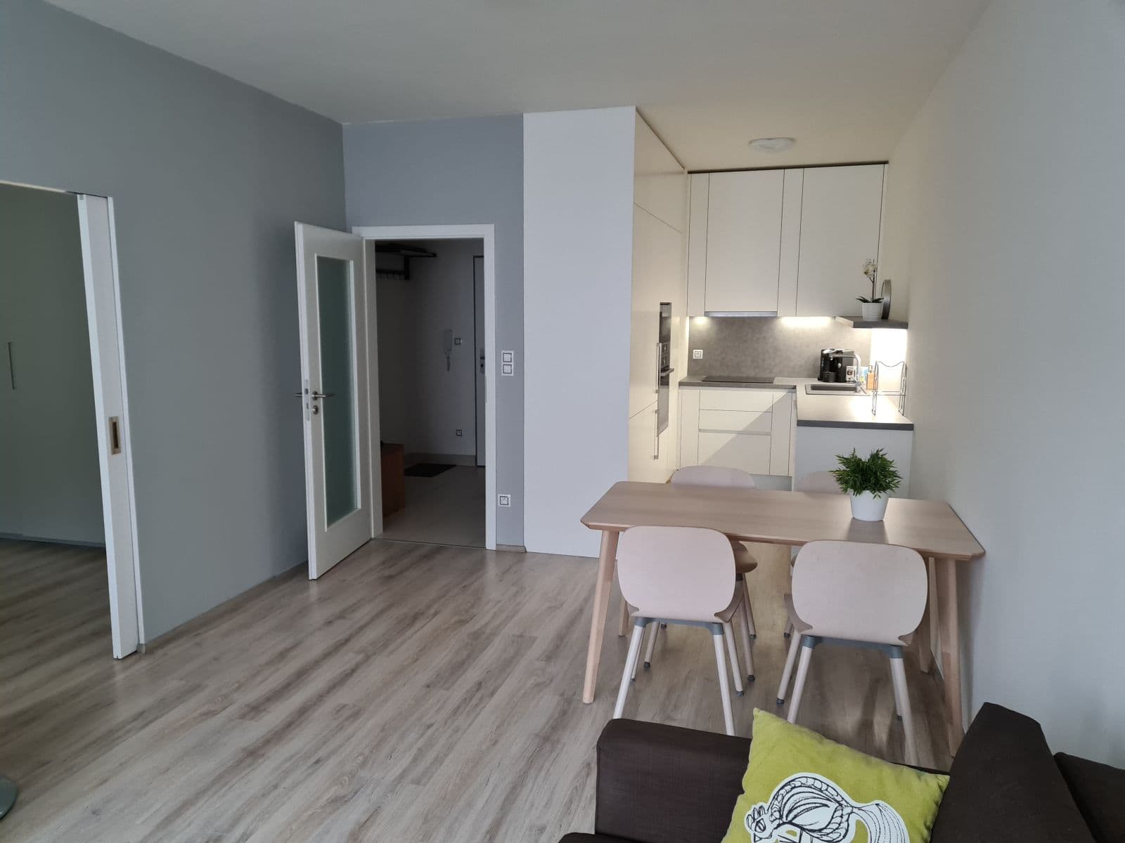 1 bedroom with open-plan kitchen flat to rent, 58 m², Pod radnicí, Prague, Prague 1 bedroom with open-plan kitchen flat to rent, 58 m², Pod radnicí, Prague, Prague