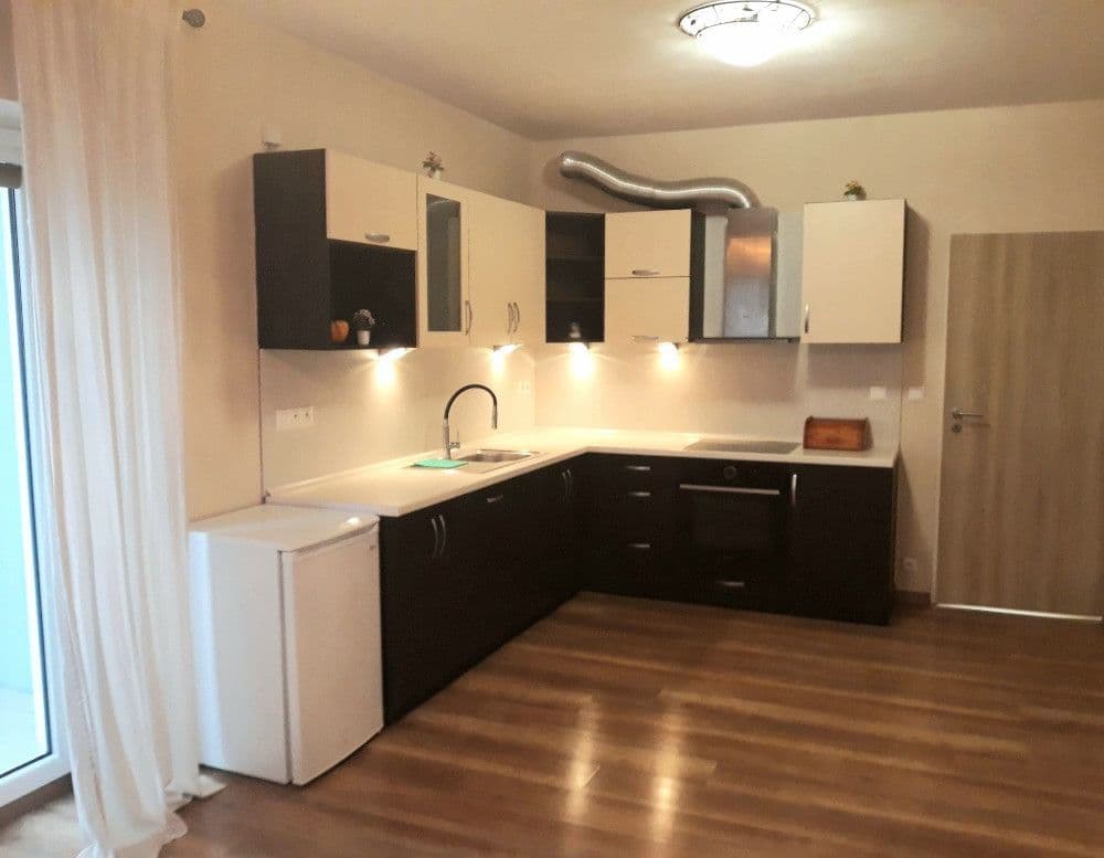 2 bedroom with open-plan kitchen flat for sale, 63 m², Armádní, Milovice, Středočeský Region 2 bedroom with open-plan kitchen flat for sale, 63 m², Armádní, Milovice, Středočeský Region