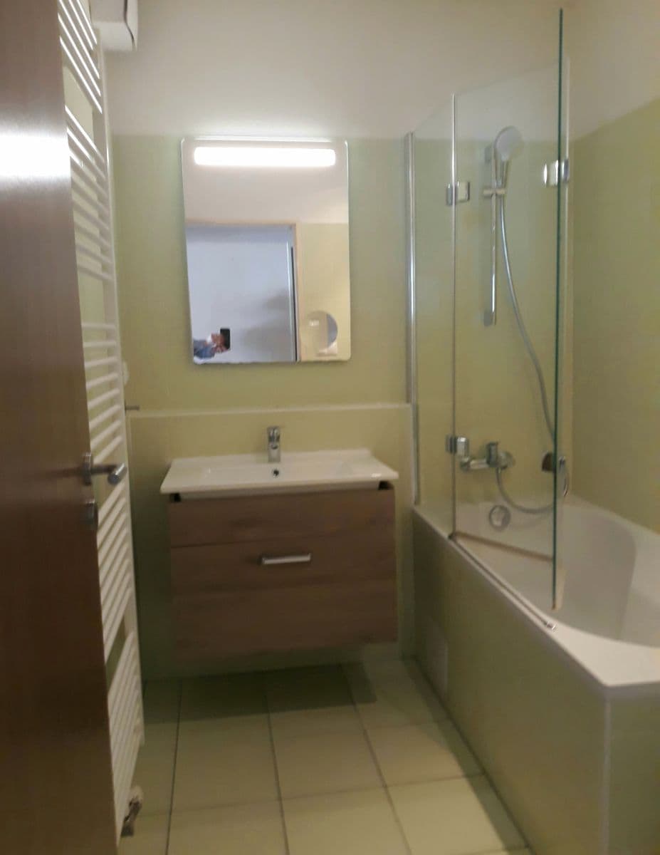 2 bedroom with open-plan kitchen flat for sale, 63 m², Armádní, Milovice, Středočeský Region 2 bedroom with open-plan kitchen flat for sale, 63 m², Armádní, Milovice, Středočeský Region