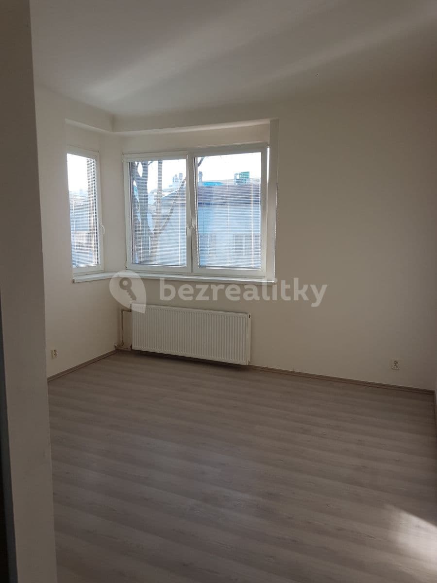 Studio flat to rent, 29 m², Baarova, Prague, Prague Studio flat to rent, 29 m², Baarova, Prague, Prague