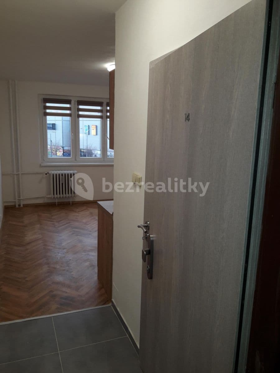 Small studio flat to rent, 23 m², Částkova, Plzeň, Plzeňský Region Small studio flat to rent, 23 m², Částkova, Plzeň, Plzeňský Region