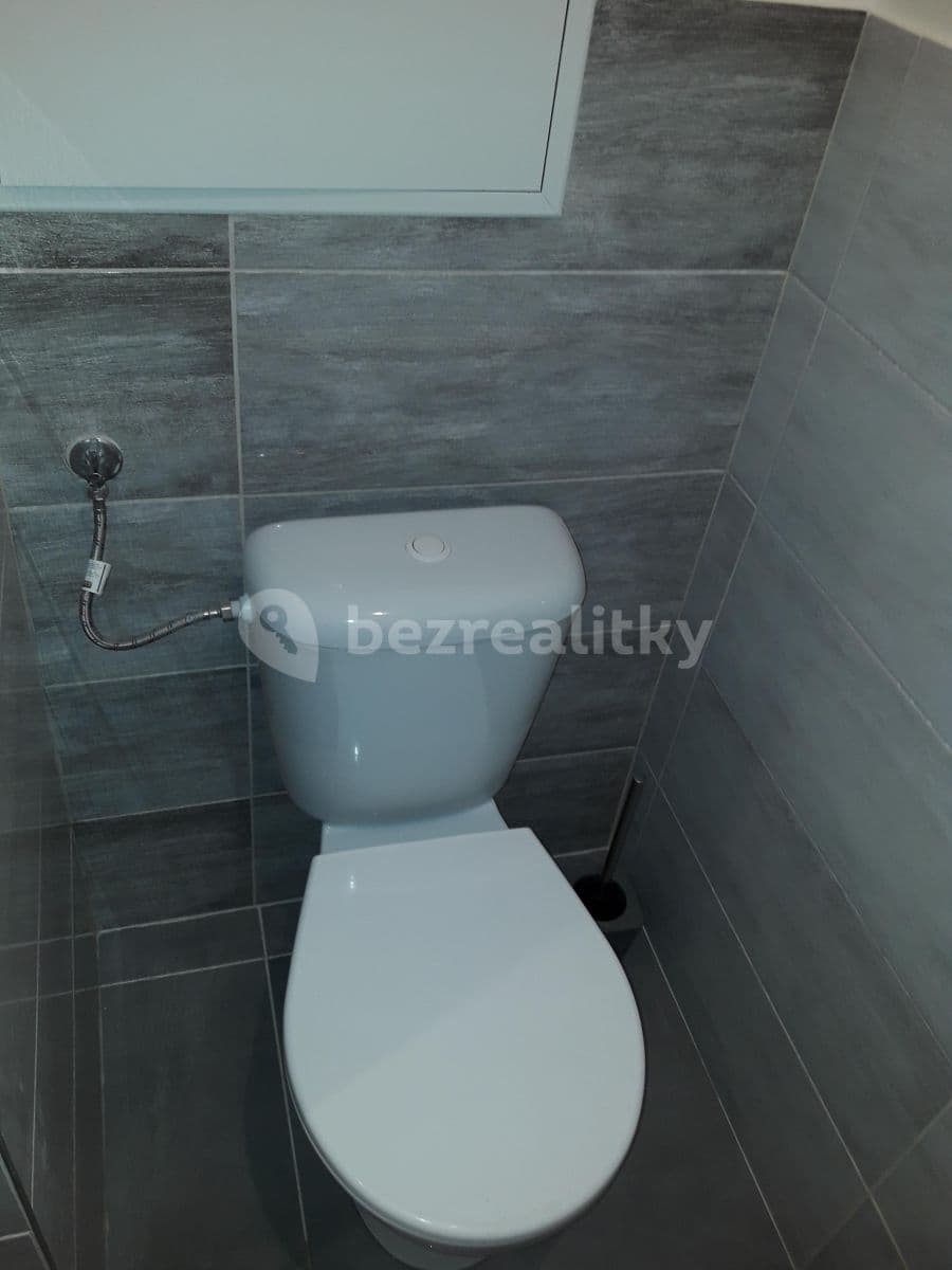 Small studio flat to rent, 23 m², Částkova, Plzeň, Plzeňský Region Small studio flat to rent, 23 m², Částkova, Plzeň, Plzeňský Region