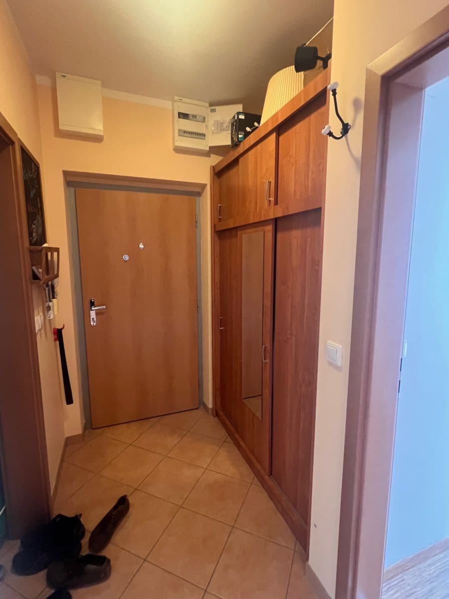 2 bedroom with open-plan kitchen flat to rent, 78 m², Sicherova, Prague, Prague 2 bedroom with open-plan kitchen flat to rent, 78 m², Sicherova, Prague, Prague