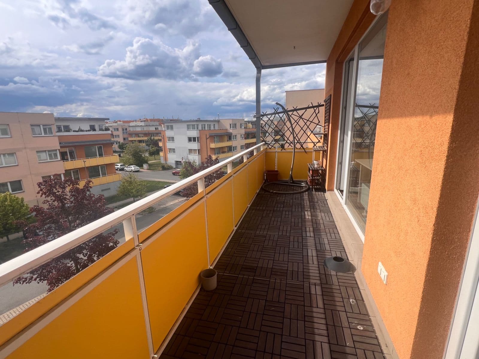 2 bedroom with open-plan kitchen flat to rent, 78 m², Sicherova, Prague, Prague 2 bedroom with open-plan kitchen flat to rent, 78 m², Sicherova, Prague, Prague