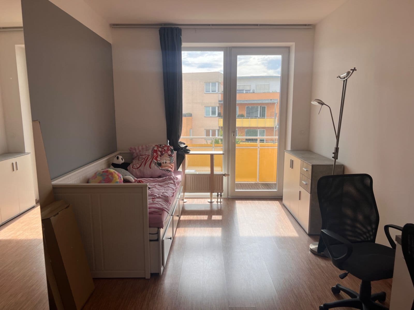 2 bedroom with open-plan kitchen flat to rent, 78 m², Sicherova, Prague, Prague 2 bedroom with open-plan kitchen flat to rent, 78 m², Sicherova, Prague, Prague