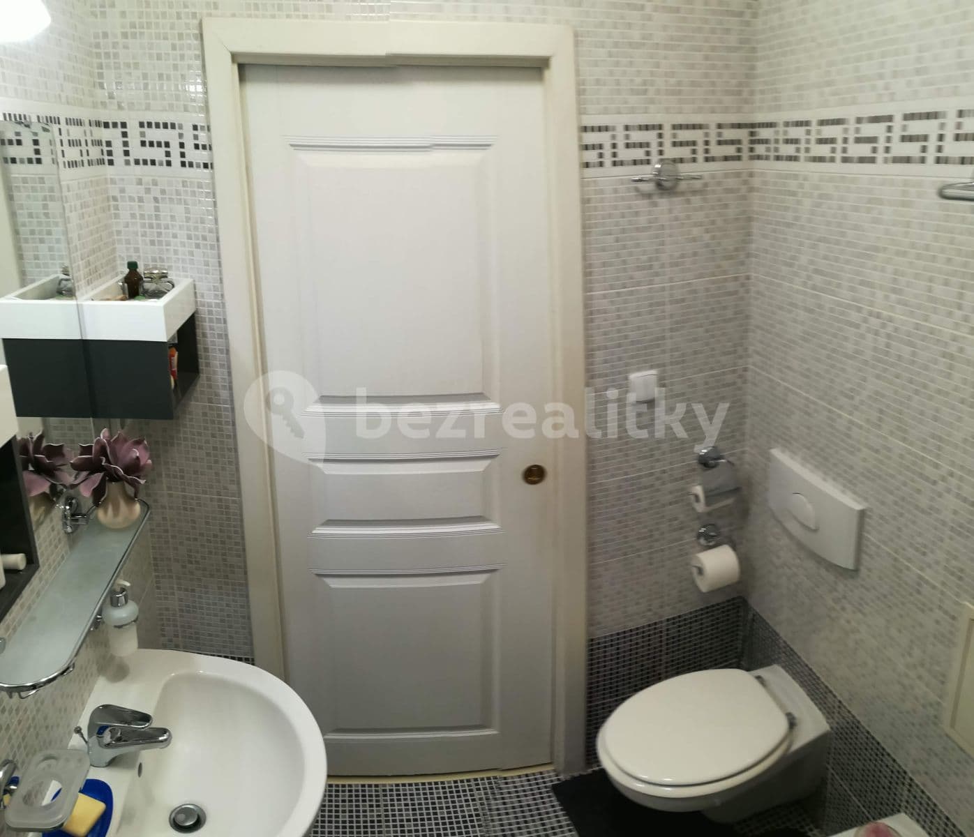 1 bedroom with open-plan kitchen flat to rent, 53 m², Arbesovo náměstí, Prague, Prague 1 bedroom with open-plan kitchen flat to rent, 53 m², Arbesovo náměstí, Prague, Prague