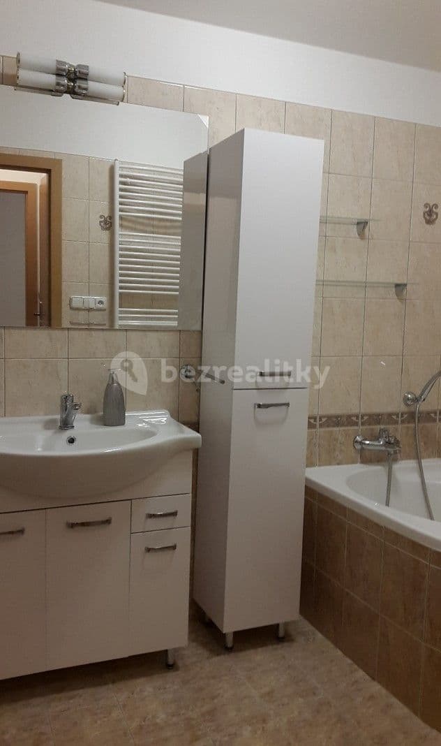 house to rent, 130 m², Vinohrádky, Kroměříž, Zlínský Region house to rent, 130 m², Vinohrádky, Kroměříž, Zlínský Region