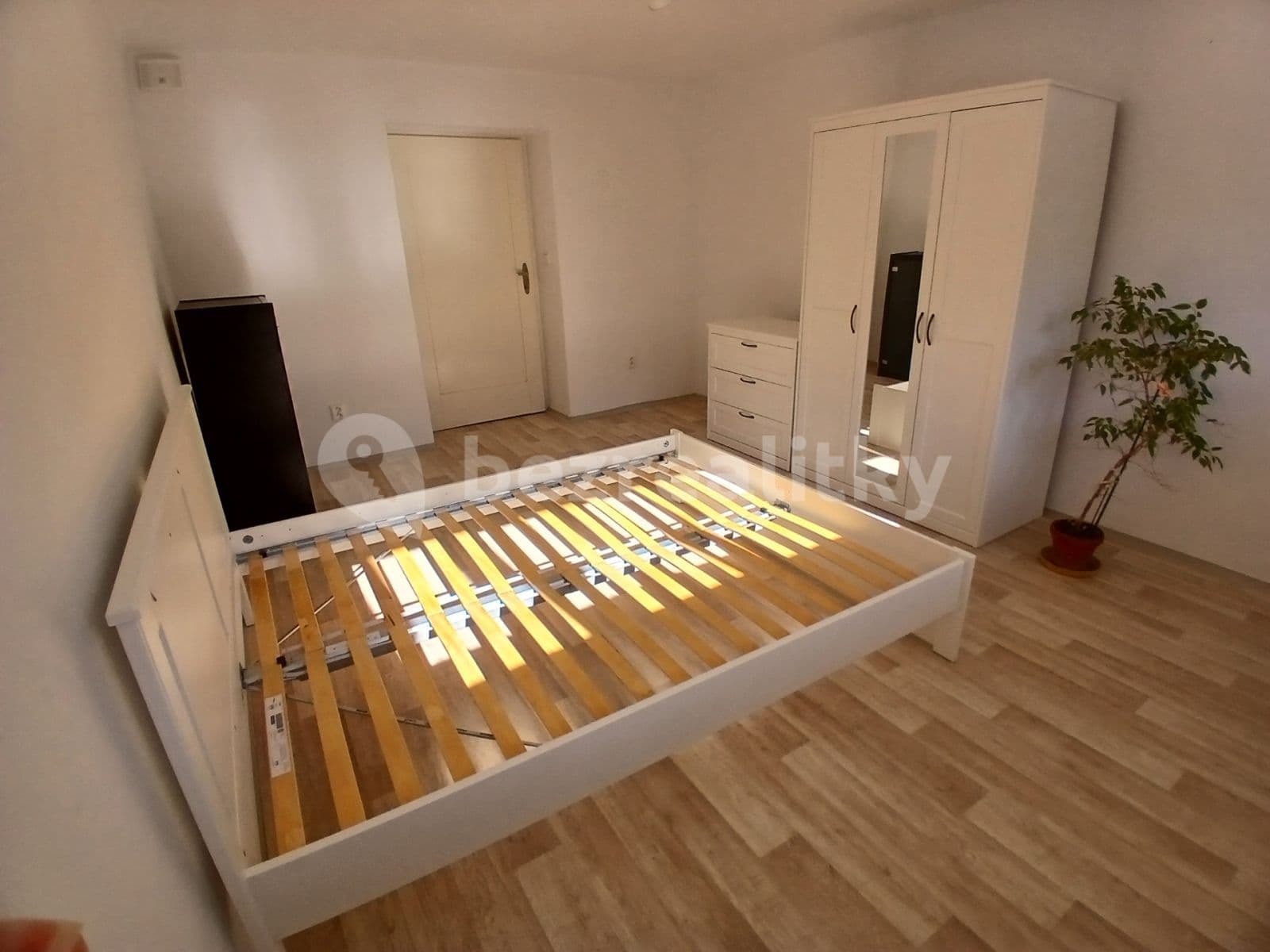 2 bedroom with open-plan kitchen flat to rent, 70 m², Čihákova, Poděbrady, Středočeský Region 2 bedroom with open-plan kitchen flat to rent, 70 m², Čihákova, Poděbrady, Středočeský Region