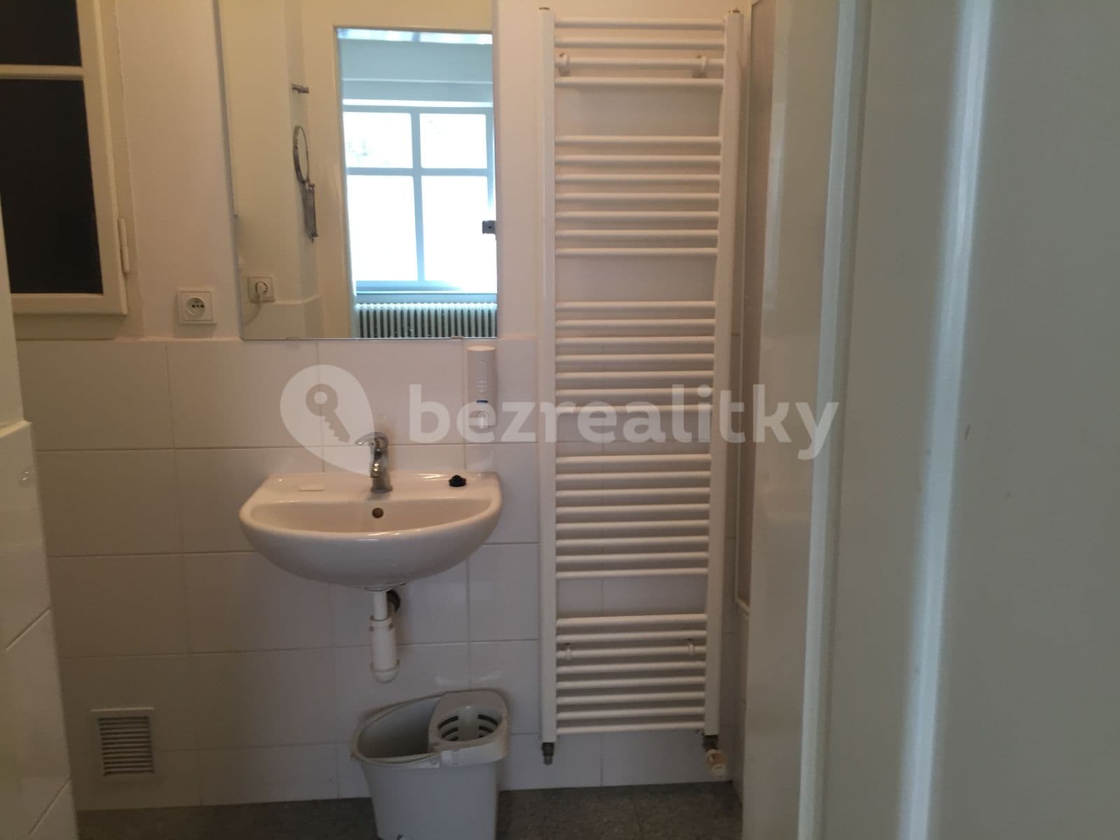 1 bedroom with open-plan kitchen flat to rent, 43 m², Starostrašnická, Prague, Prague 1 bedroom with open-plan kitchen flat to rent, 43 m², Starostrašnická, Prague, Prague